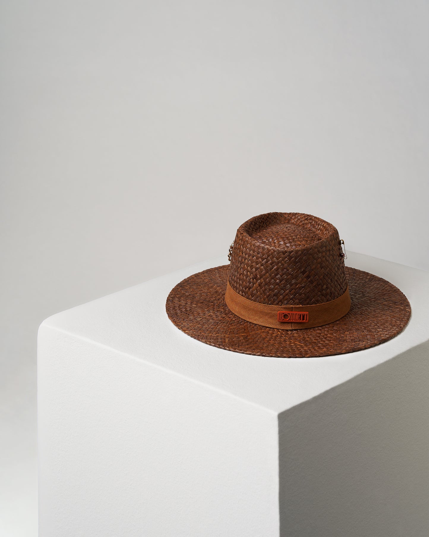 DOTTY BROWN RAFFIA